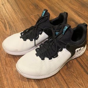 Under Armor Hovr Rise running shoes